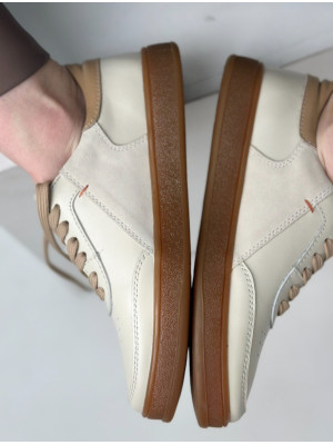 1-Lucky Lotus suede